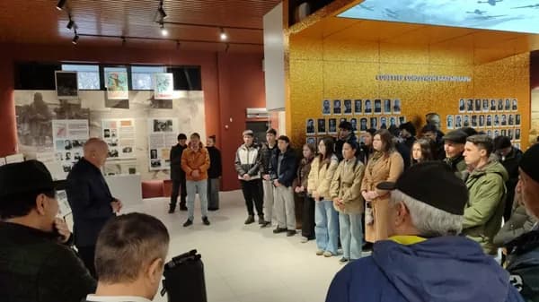 Выставка «Фрунзенский аэроклуб - школа героев» стартовала в Бишкеке